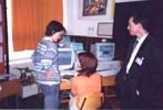 1998. Alisca Expo: Szandra, Vanda s Jnos a tallkozs els pillanataiban...